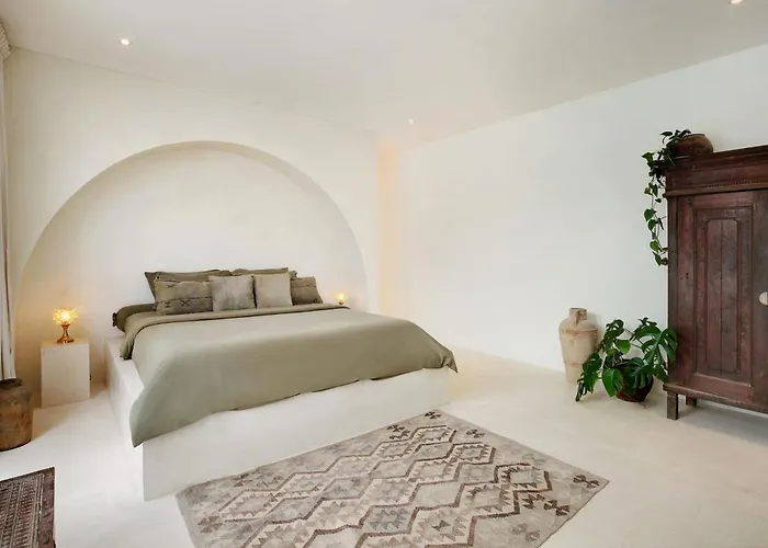 Casa Tamela - Elevated 1br Mediterranean In Canggu (Bali)